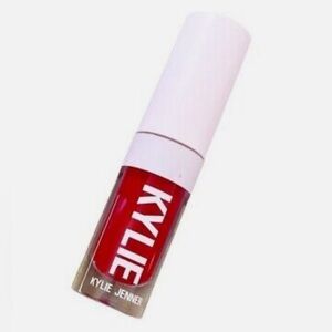 NEVER USED RED KYLIE MATTED LIPSTICK